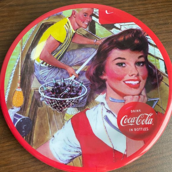 Everyday Gibson Coca-Cola Plates - Picture 4 of 7